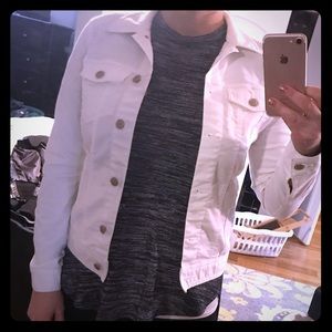 New White denim Jacket Size Small Old Navy